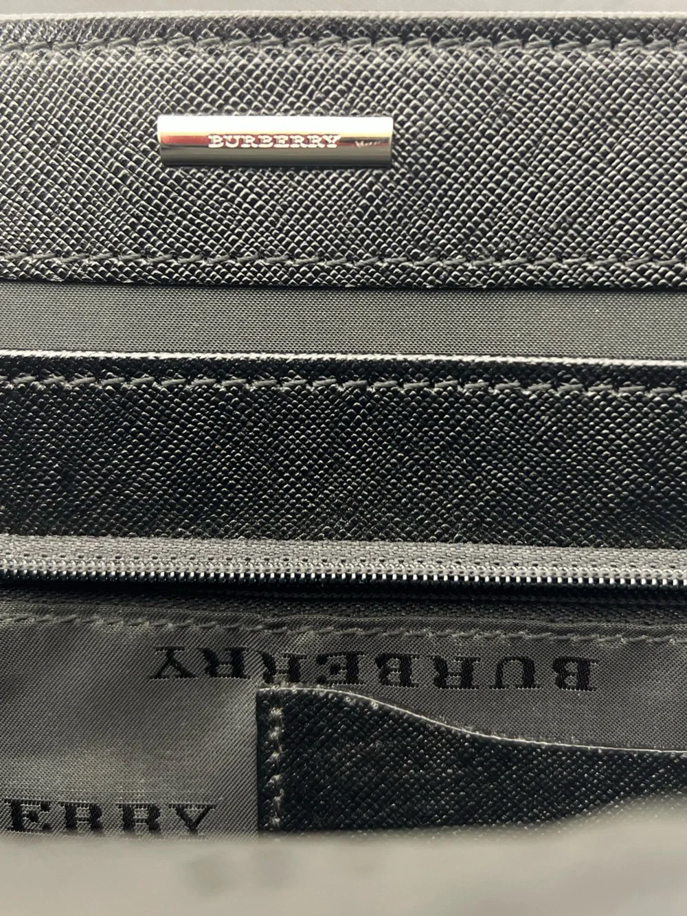 3079: Burberry Black Saffiano Leather Briefcase Attache Case